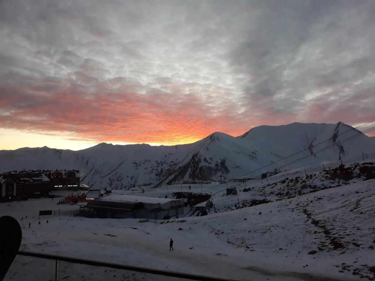 Atrium Mountain View Apartment, New Gudauri Dış mekan fotoğraf